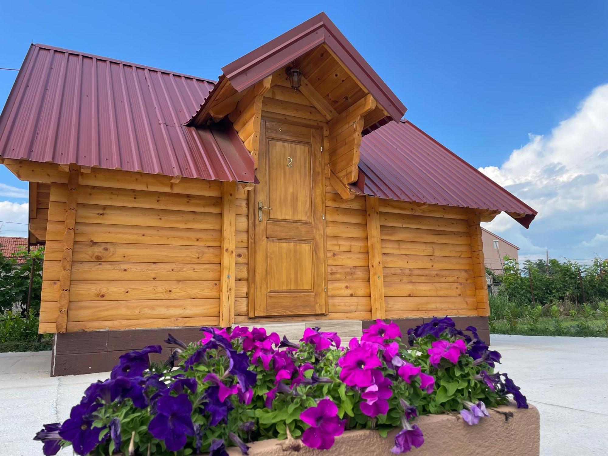 Cozy Bungallows Podgorica Exteriör bild